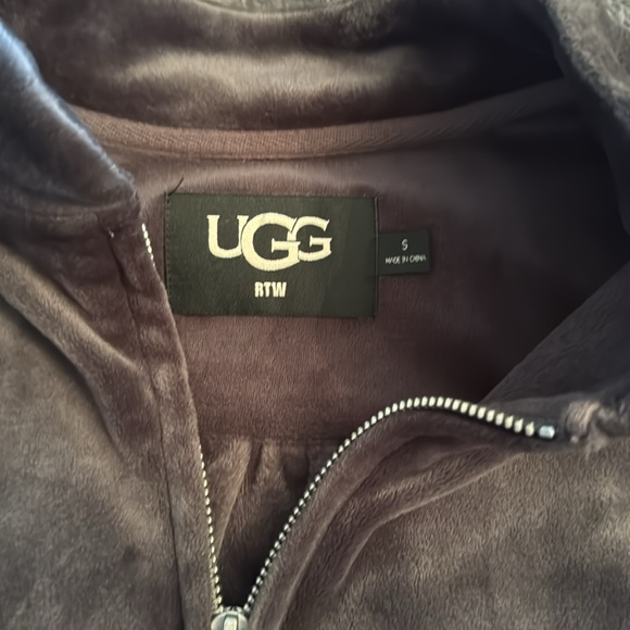 UGG Grey Velour jogger and zip jacket - Picture 8 of 11